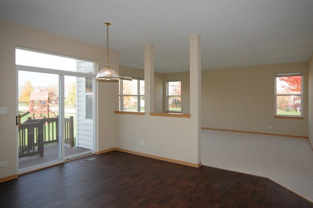 600 Haversham Ave, Elgin, IL 60124 photo 7