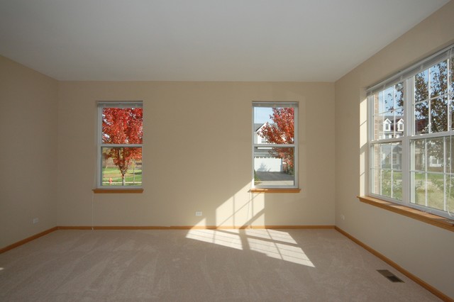600 Haversham Ave, Elgin, IL 60124 photo 3
