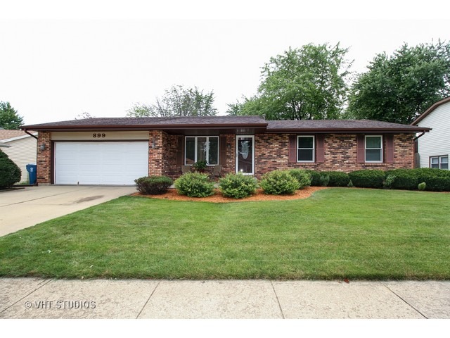 899 Pheasant Dr, Bradley, IL 60915 photo 1
