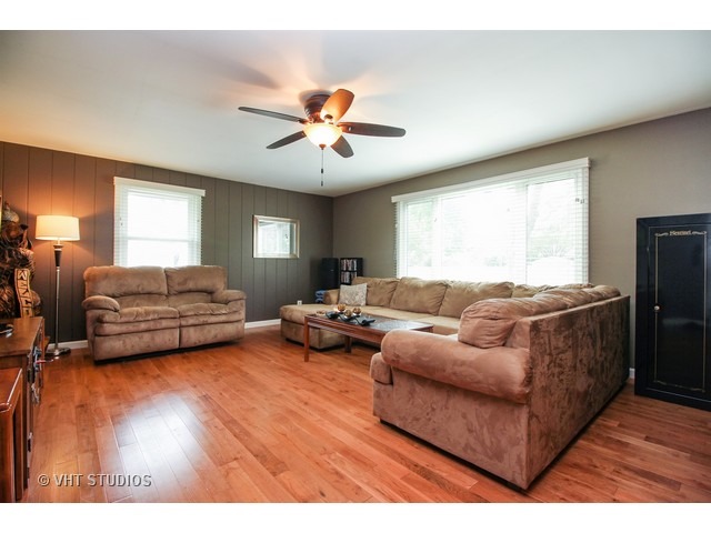 899 Pheasant Dr, Bradley, IL 60915 photo 5