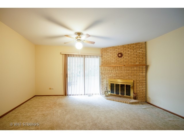203 Mayer Ave, Wheeling, IL 60090 photo 5