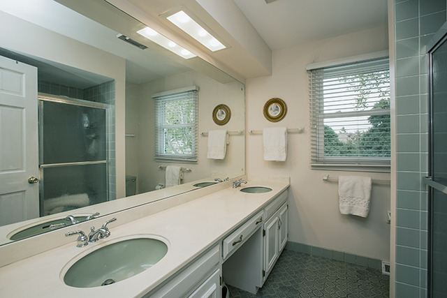 1685 Shelley Ln, Wheaton, IL 60189 photo 14