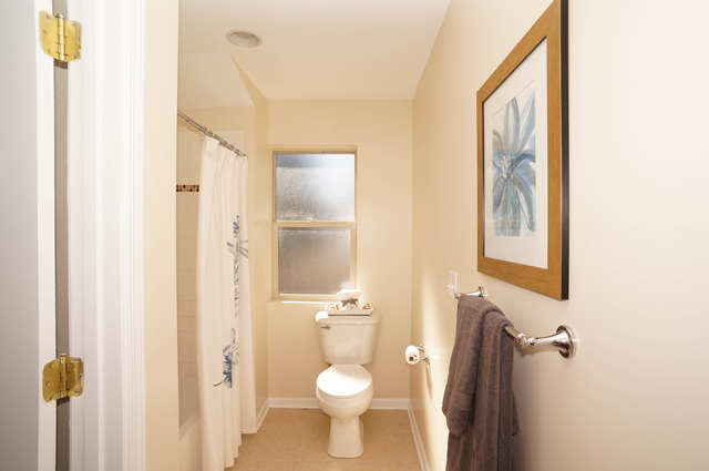 1091 E Algonquin Rd, Des Plaines, IL 60016 photo 21