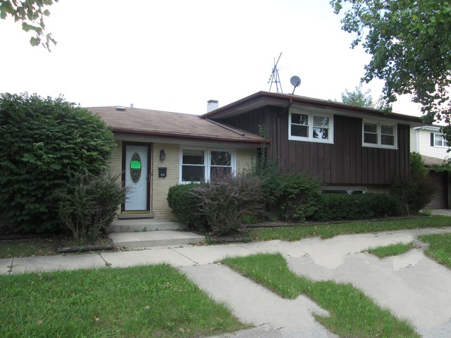 15719 Dobson Ave, Dolton, IL 60419 photo 1