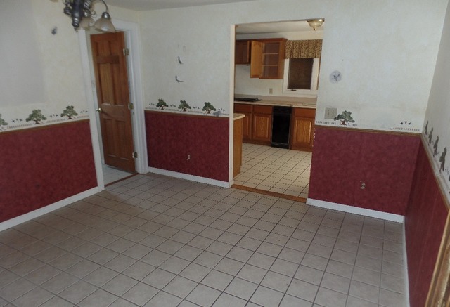 520 W Abe St, Plano, IL 60545 photo 9