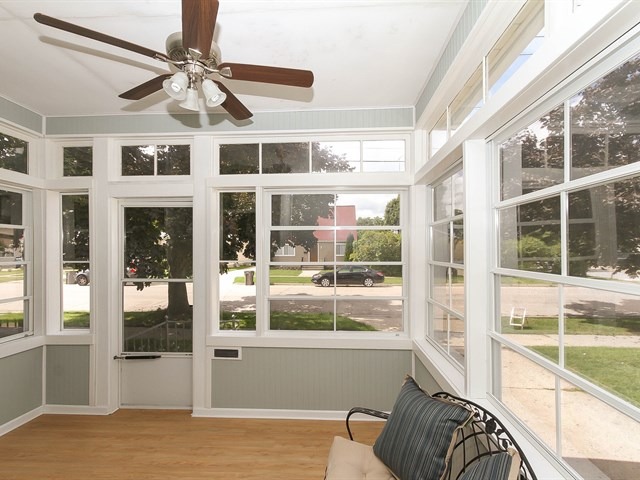 155 S Melrose Ave, Elgin, IL 60123 photo 21