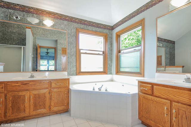 5000 Saint Andrews Dr, Plainfield, IL 60586 photo 11