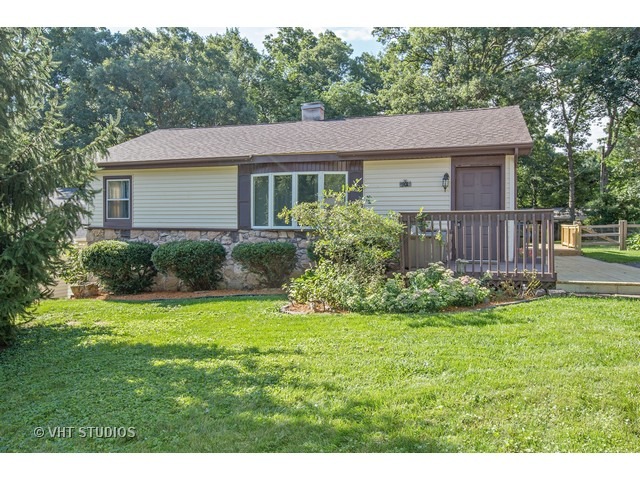 901 Annabelle St, Mchenry, IL 60051 photo 1