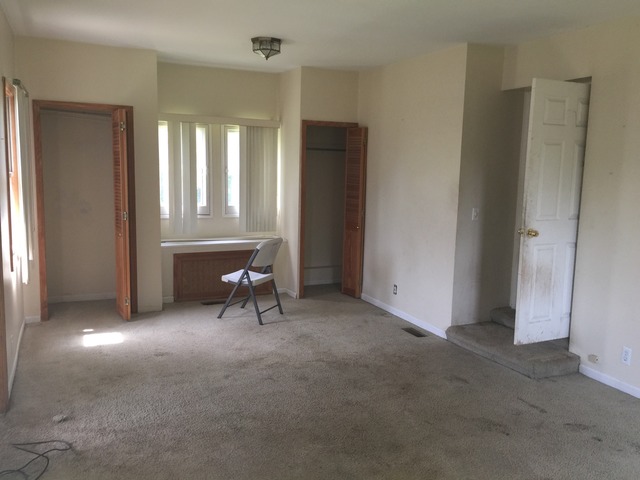 711 Forest Edge Ln, Des Plaines, IL 60016 photo 11