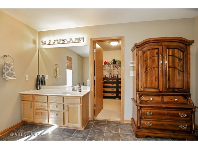648 Settlement Dr, Maple Park, IL 60151 photo 10