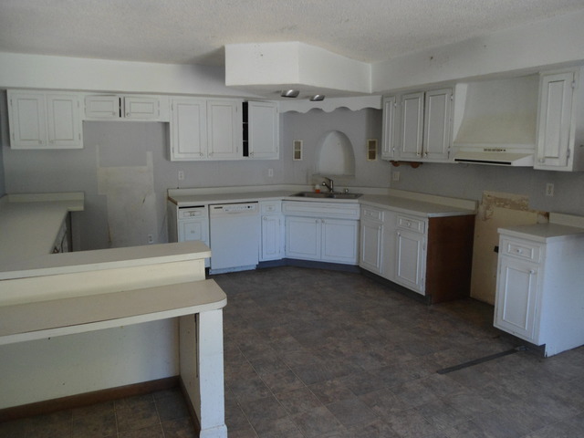 615 W Devils Backbone Rd, Oregon, IL 61061 photo 3