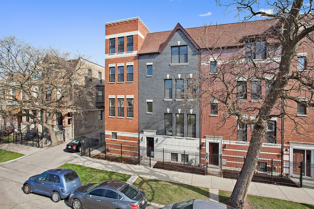 836 E 48th St, Chicago, IL 60615 photo 2