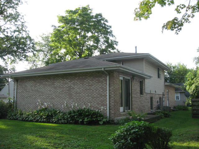 2301 170th St, Hazel Crest, IL 60429 photo 3