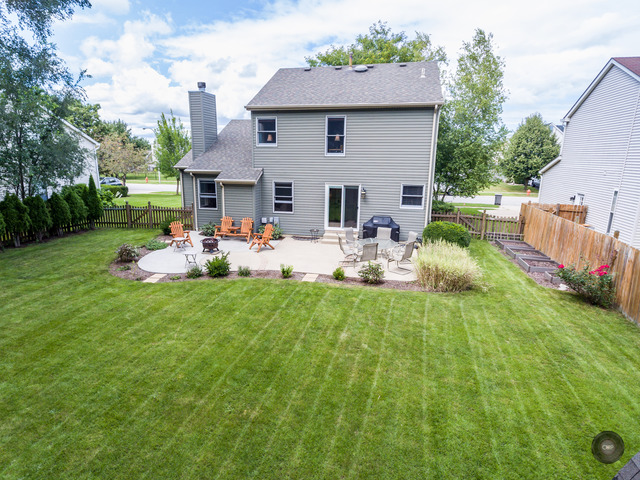 1526 Knotty Pine Dr, Elgin, IL 60123 photo 21