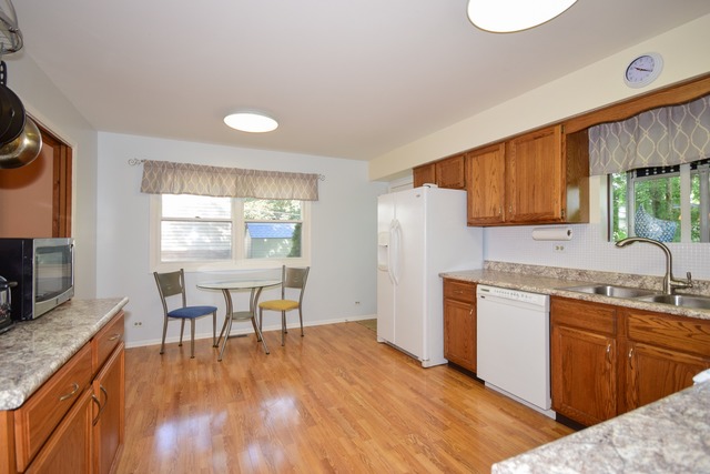 1505 E Lowden Ave, Wheaton, IL 60189 photo 7