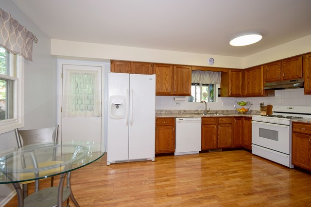 1505 E Lowden Ave, Wheaton, IL 60189 photo 9