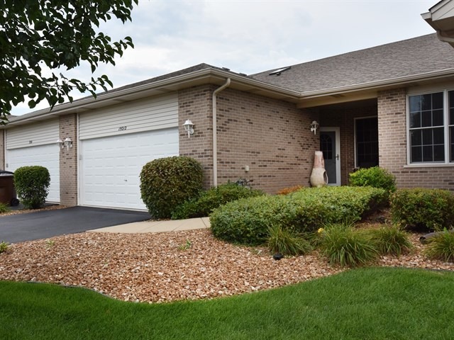 19212 104th Ave, Mokena, IL 60448 photo 1