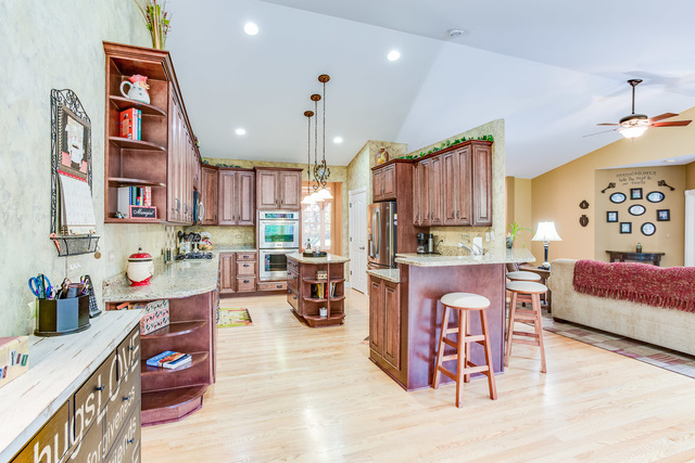 1455 Jason Ct, Bartlett, IL 60103 photo 6