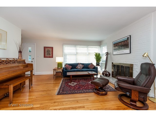 409 Glenview Rd, Glenview, IL 60025 photo 4