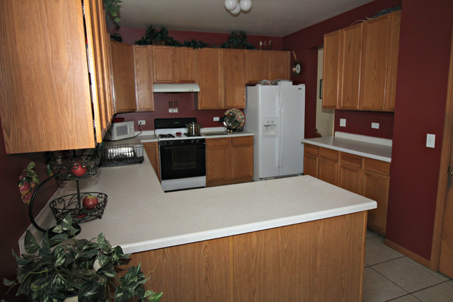 1813 Crestview Dr, Plainfield, IL 60586 photo 8