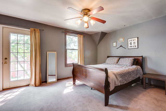 2138 N Lawndale Ave, Chicago, IL 60647 photo 9