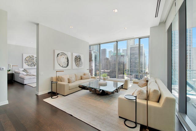 4 Elm St #8S, Chicago, IL 60611 photo 3