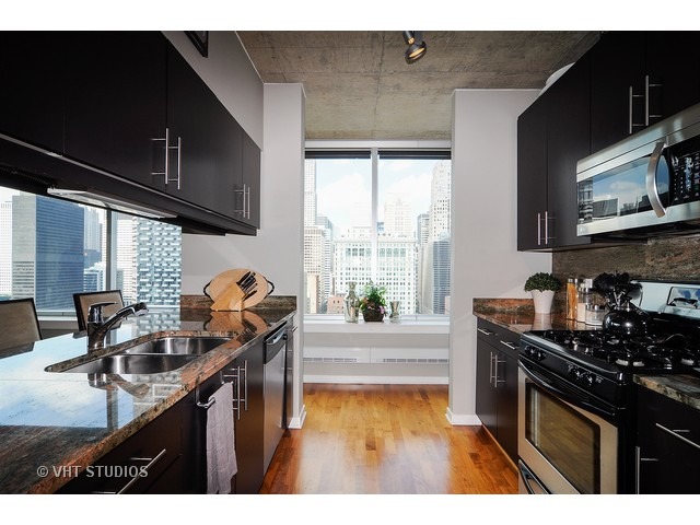 611 S Wells St #2103, Chicago, IL 60607 photo 5