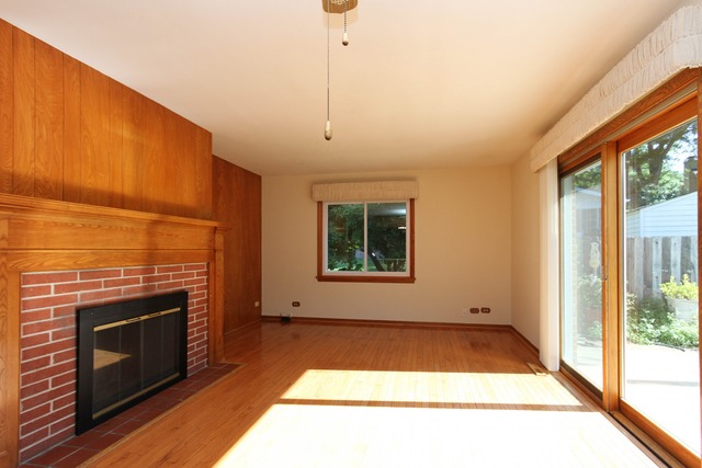 309 Summit St, Algonquin, IL 60102 photo 4