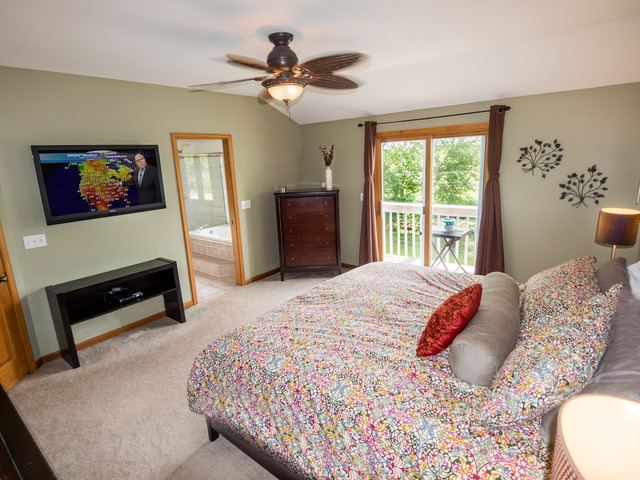 5413 Greenview Rd, Oakwood Hills, IL 60013 photo 15