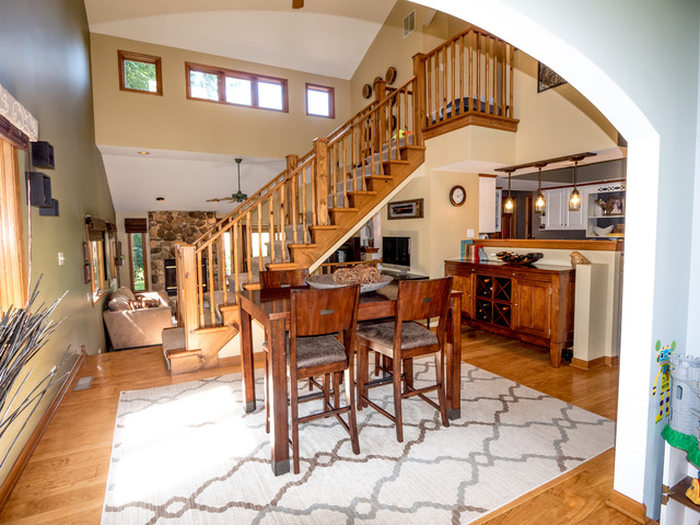 5413 Greenview Rd, Oakwood Hills, IL 60013 photo 9