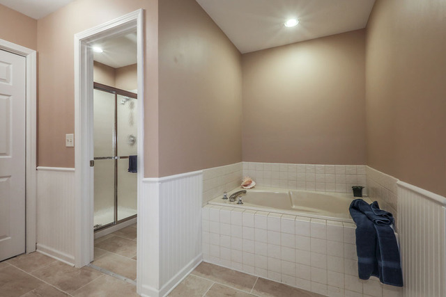 633 Windham Ln, Naperville, IL 60563 photo 14