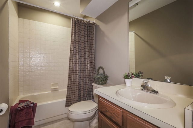 633 Windham Ln, Naperville, IL 60563 photo 16
