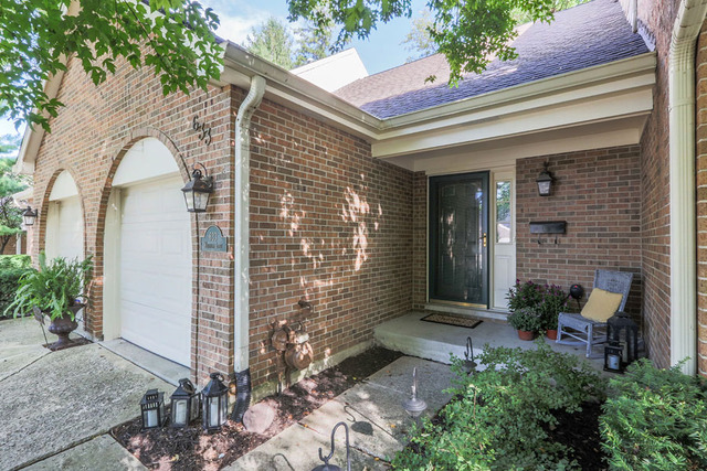 633 Windham Ln, Naperville, IL 60563 photo 2