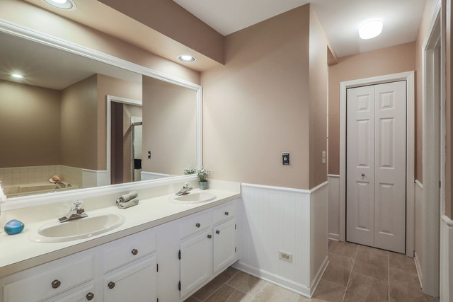 633 Windham Ln, Naperville, IL 60563 photo 13