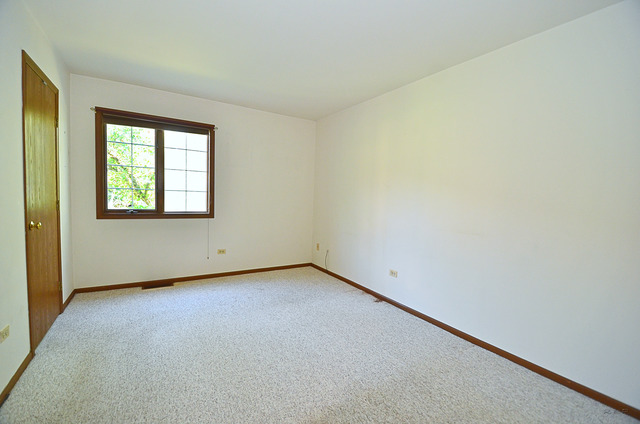 218 Brookside Ln #A, Willowbrook, IL 60527 photo 14