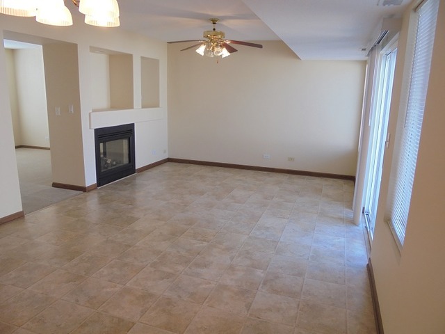 1121 Serendipity Dr, Aurora, IL 60504 photo 5
