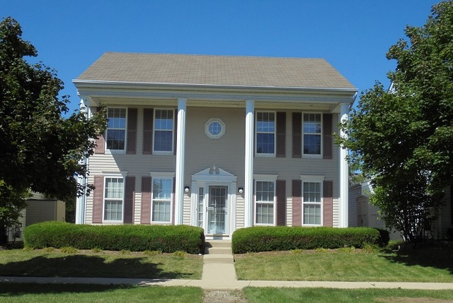 1121 Serendipity Dr, Aurora, IL 60504 photo 1
