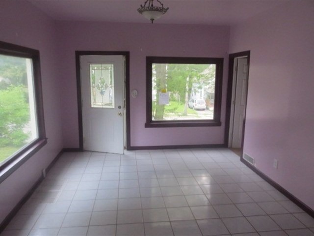 212 E Illinois Ave, Aurora, IL 60505 photo 13