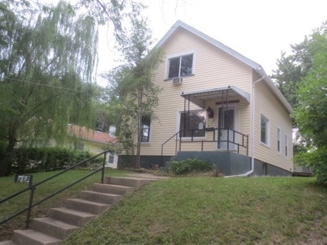 212 E Illinois Ave, Aurora, IL 60505 photo 3