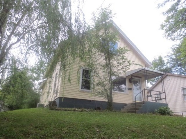 212 E Illinois Ave, Aurora, IL 60505 photo 4