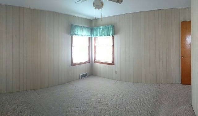 409 E Colden St, Polo, IL 61064 photo 10