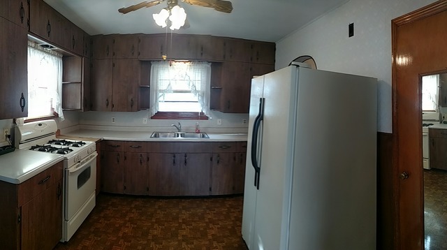409 E Colden St, Polo, IL 61064 photo 4