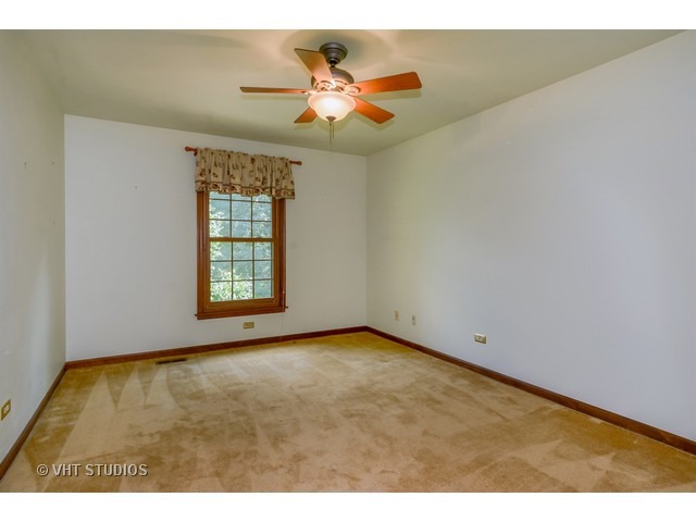 2518 Braddock Dr, Naperville, IL 60565 photo 17