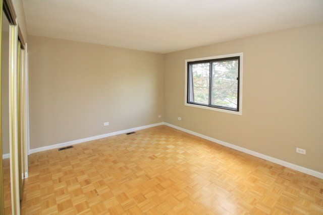 441 Vita Dr, Wheeling, IL 60090 photo 9