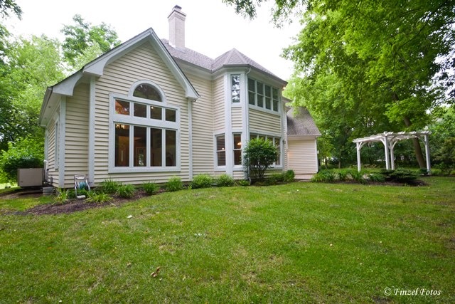 7215 Horseshoe Ct, Cary, IL 60013 photo 23