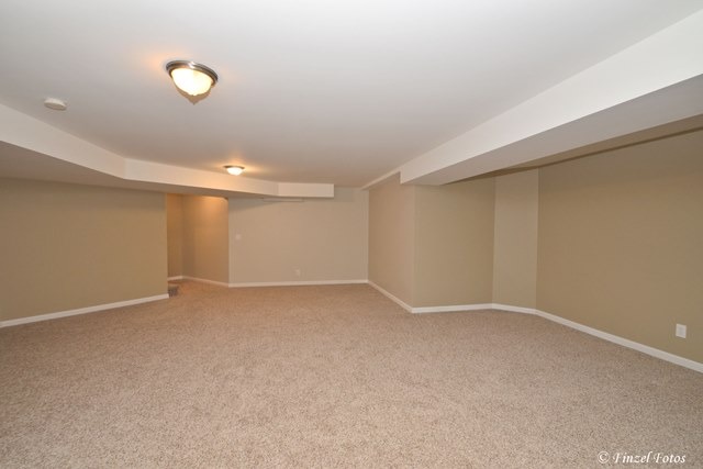 7215 Horseshoe Ct, Cary, IL 60013 photo 21