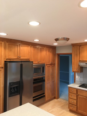1325 John Dr, Hoffman Estates, IL 60169 photo 7