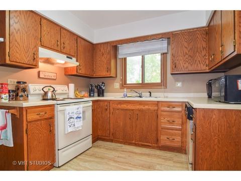 938 Jefferson Ave #A, Elgin, IL 60120 photo 3