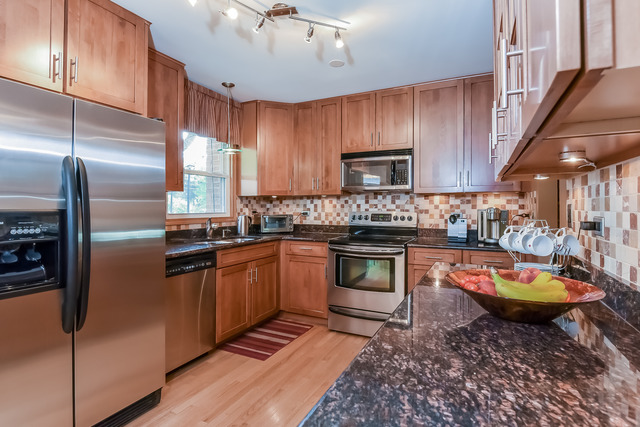 413 S Deborah Ln, Mount Prospect, IL 60056 photo 8