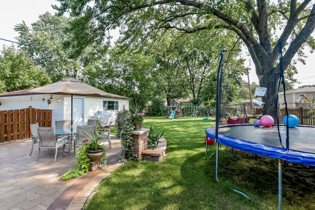 413 S Deborah Ln, Mount Prospect, IL 60056 photo 21